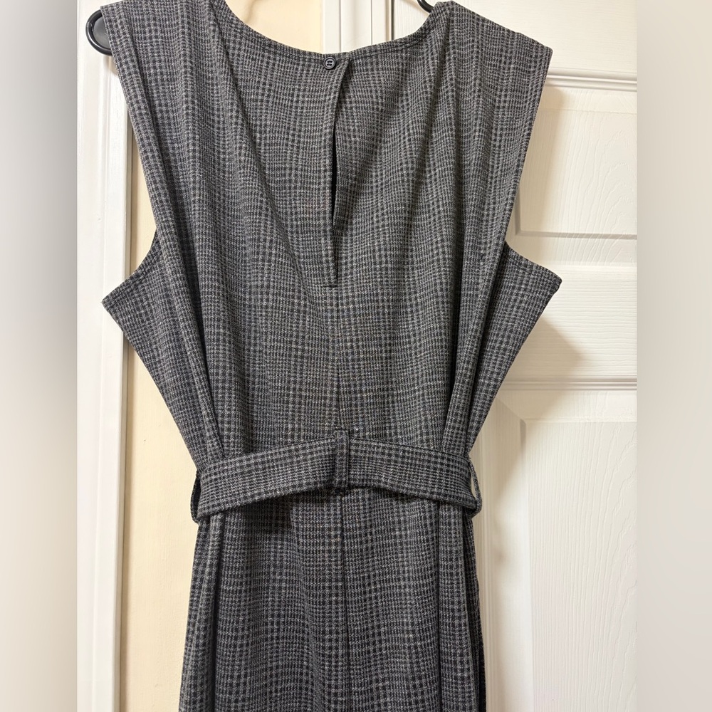 Maxi Studio Jumpsuit with belt - Picture 2 of 3